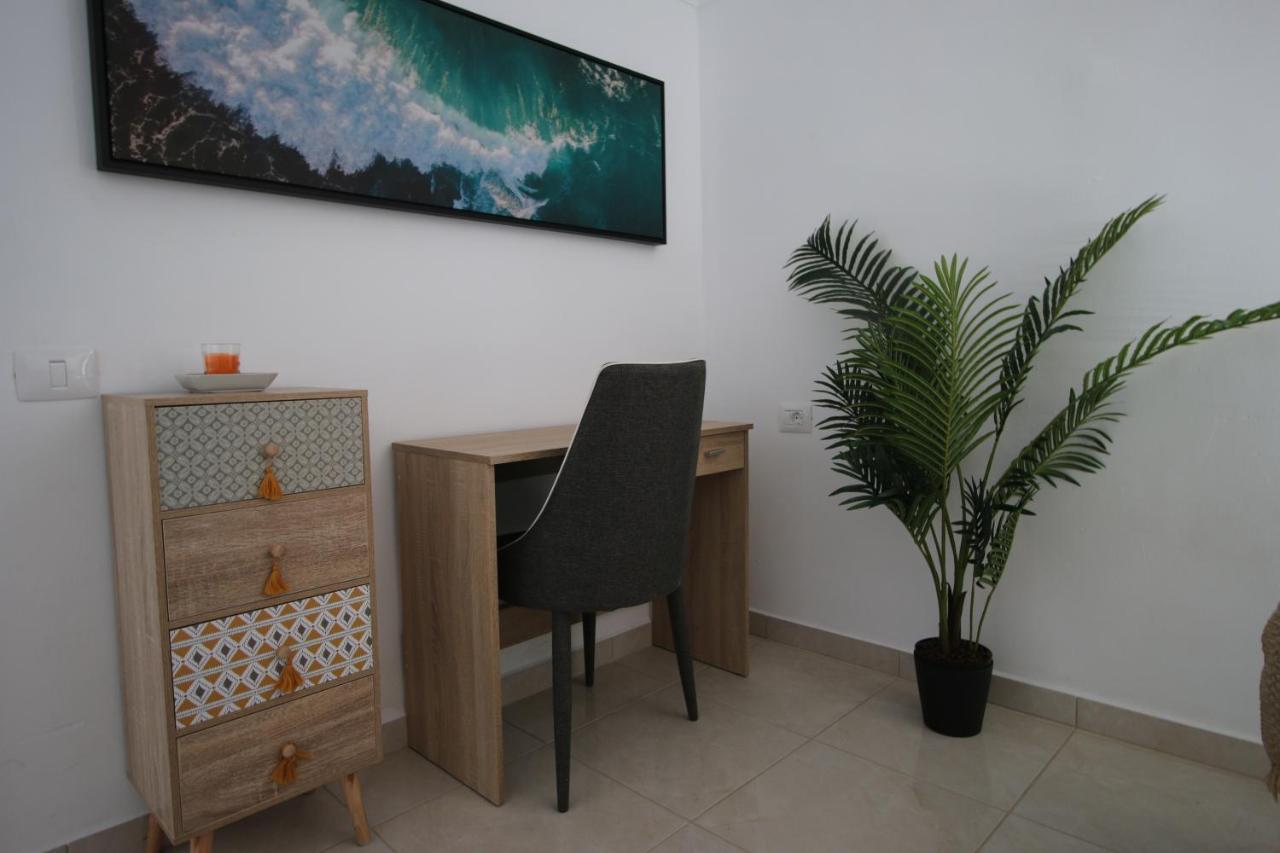 Casita Maria - Luxurious 1-Bedroom Apartment With Sea Views And Pool San Miguel de Abona Zewnętrze zdjęcie